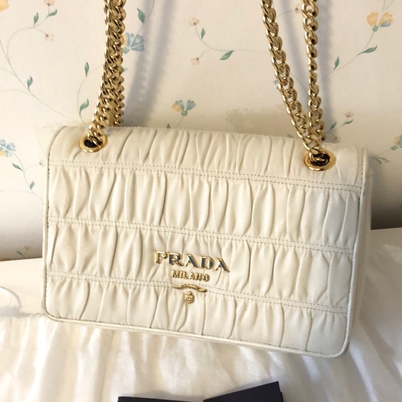 Prada Pattina crossbody bag - Picture 12 of 16